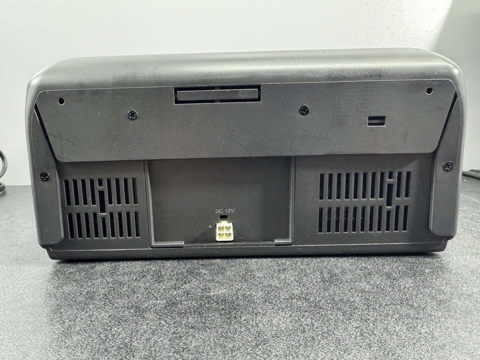Audiovox Rampage VBP1000 4” LCD Monitor Portable VCR w/Bag NO Charger UNTESTED